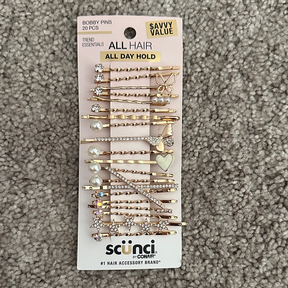 Elegant Gold Bobby Pins